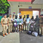रामनगर में नशा तस्करों पर पुलिस का बड़ा वार, 7.553 किलो गांजा बरामद; 2 महिलाओं समेत 5 गिरफ्तार